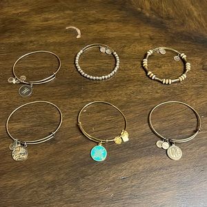 Alex and Ani bundle